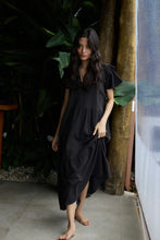 Load image into Gallery viewer, Ichi Ihlifana Dress Black
