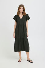 Load image into Gallery viewer, Ichi Ihlifana Dress Black

