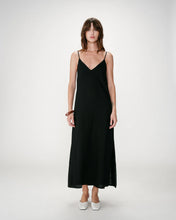 Load image into Gallery viewer, Grace And Mila Wendra Dress Black
