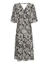 Load image into Gallery viewer, Ichi Ihfarzo Dress Black

