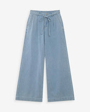 Load image into Gallery viewer, Grace And Mila Pompon Midrise Jeans Sky Blue
