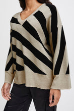 Load image into Gallery viewer, Byoung Bymiran V Neck Jumper
