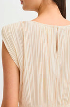 Load image into Gallery viewer, Ichi Ihmikala Top Almond Milk
