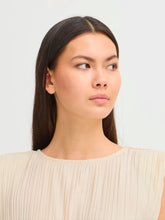Load image into Gallery viewer, Ichi Ihmikala Top Almond Milk
