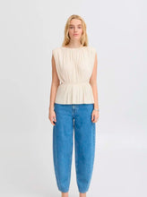 Load image into Gallery viewer, Ichi Ihmikala Top Almond Milk
