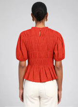Load image into Gallery viewer, An’ge Sizaya Top Red
