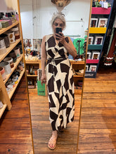 Load image into Gallery viewer, Grace And Mila Veline Dress
