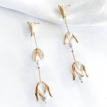 Load image into Gallery viewer, Gold Leaf and Pearl Bud Drop Earrings
