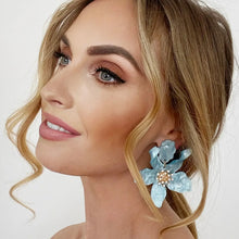 Load image into Gallery viewer, Romantic Blue Statement Flower Earrings
