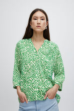 Load image into Gallery viewer, Ichi Ihmarrakech Blouse In Ikat Print
