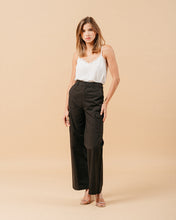 Load image into Gallery viewer, Mateo Kargo Trousers Black
