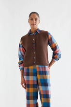 Load image into Gallery viewer, Compania Fantastica Brown Knit Vest
