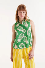 Load image into Gallery viewer, Compania Fantastica Pineapple Print Shirt
