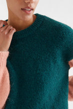 Load image into Gallery viewer, Compania Fantastica Green And Coral Jumper
