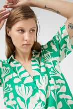 Load image into Gallery viewer, Hortencia floral shirt
