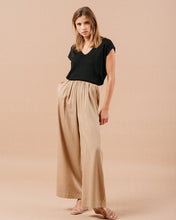 Load image into Gallery viewer, Mathilde Tencel Trousers Camel
