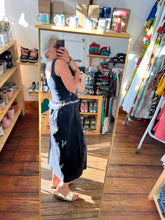 Load image into Gallery viewer, Object Embroidery Detail Black Top
