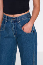 Load image into Gallery viewer, 24 Colours Hose Jeans
