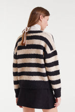 Load image into Gallery viewer, Compania Fantastica Black And White Jumper
