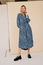 Load image into Gallery viewer, Byoung Bymmjoella Blue Mix Tunic Dress
