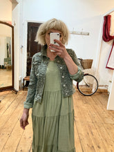 Load image into Gallery viewer, Piro Reversible Jacket In Khaki
