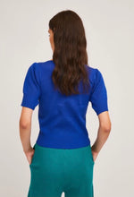 Load image into Gallery viewer, Compania Fantastica Fine Knit Gathered Top In Blue
