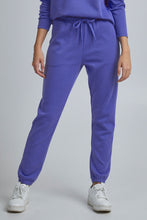 Load image into Gallery viewer, Byoung Bytruna Sweatpants Amparo Blue
