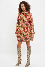 Load image into Gallery viewer, Louche Dryden Tapestry Roses Coat
