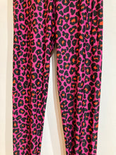 Load image into Gallery viewer, Black Colour Denmark Pink Animal Print Leggings
