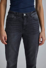 Load image into Gallery viewer, Ichi Ihtwiggy Raven Jeans Washed Grey

