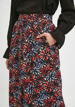 Load image into Gallery viewer, Compania Fantastica Splash Floral Midi Skirt
