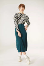 Load image into Gallery viewer, Compania Fantastica Knitted Skirt In Teal
