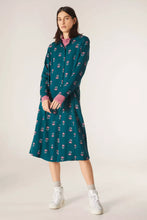Load image into Gallery viewer, Compania Fantastica Daisy Print Midi Dress
